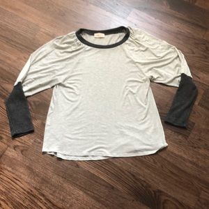 Raw Edge brand full sleeve top!